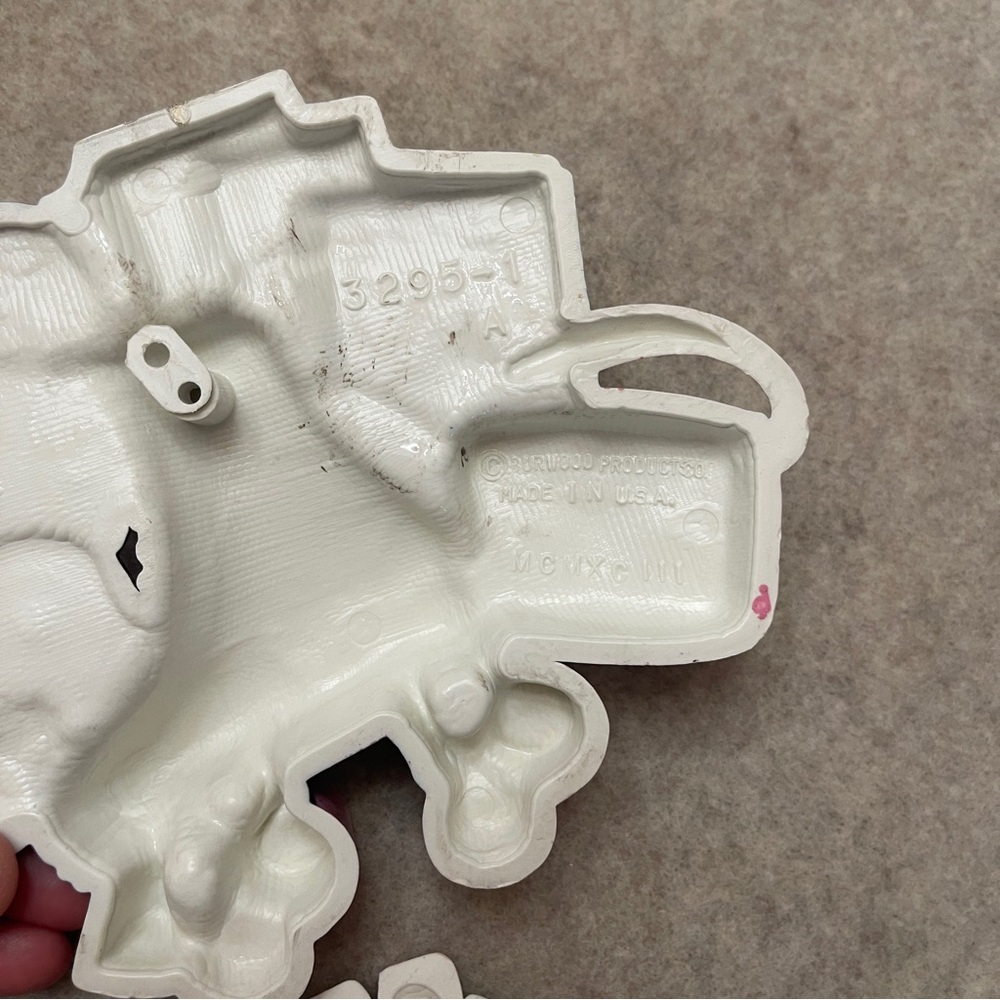 Vintage 90’s Retro Barbiecore Set of 2 Rollerskate Phone Wall Decro Plaques - Picture 5 of 10